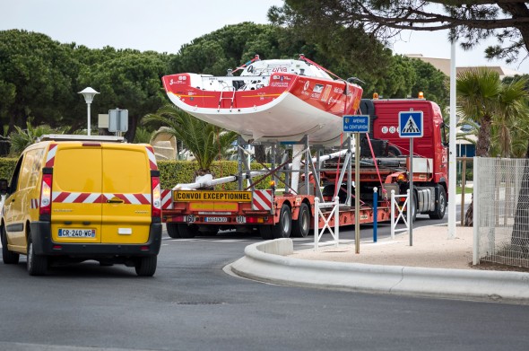 Préparation AG2R Chargement Transport bateau